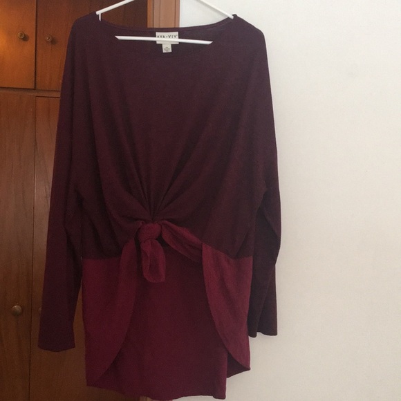 Ava & Viv Tops - Oversized two tone heather maroon tunic AVA VIV